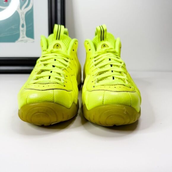 Nike Air Foamposite Volt 2014 Neon Yellow Sneakers, Men's 8.5, Rare and Iconic - Picture 3 of 8